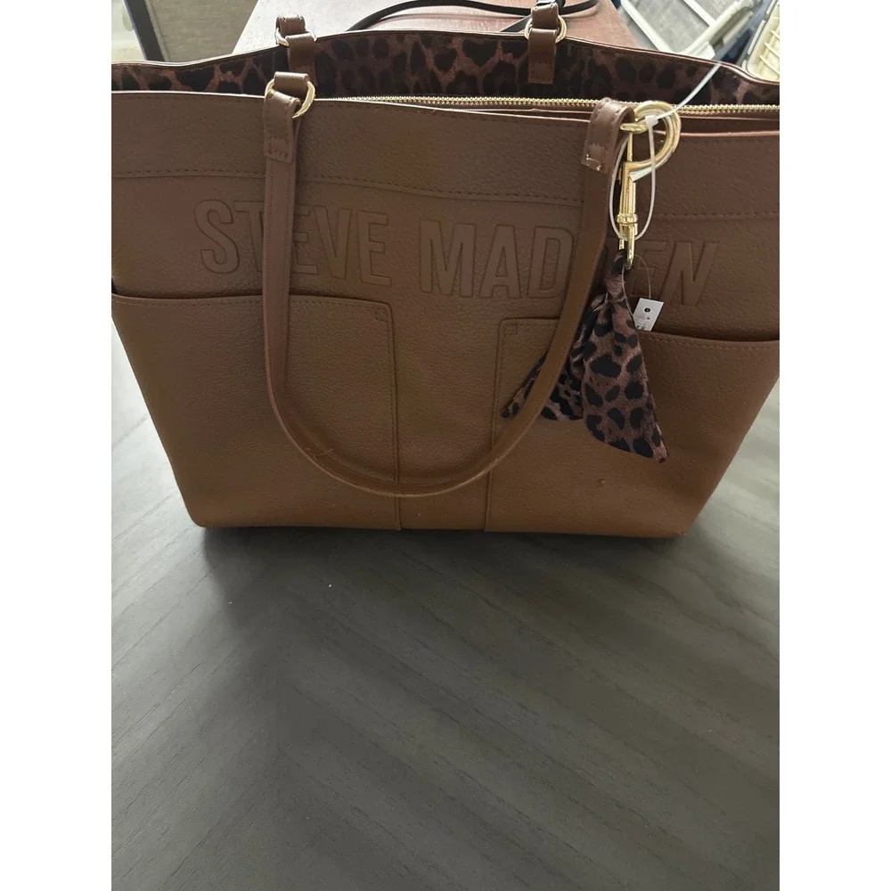 Steve‎ Madden Cognac Brown Pebbled Tote Bag Leopard Print Lining Embossed Logo